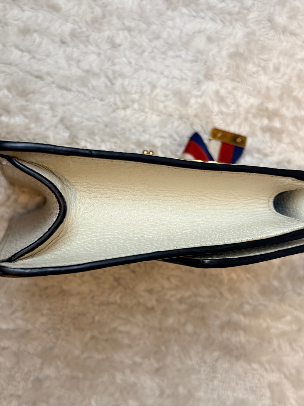 Gucci Sylvie Crossbody with Gold Star & Bee and Red-Blue Stripe strap - Picture 3 of 16